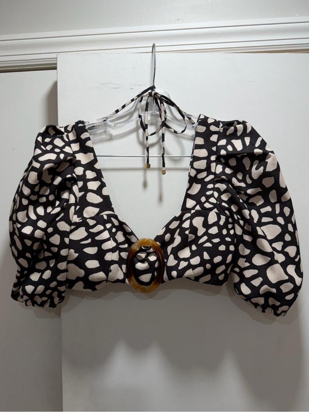 PatBO Black and Cream Puff Sleeve Tie-Front Crop Top with Buckle Accent